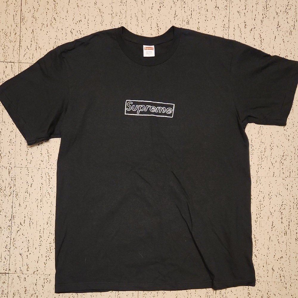 Supreme Black Pre Shrunk Chalk Spell Out Bogo Logo Crewneck T-Shirt